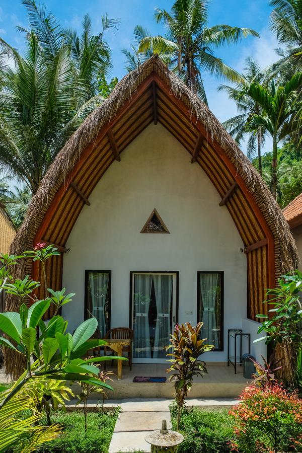 Crystal Bay Bungalows Sakti Exterior photo