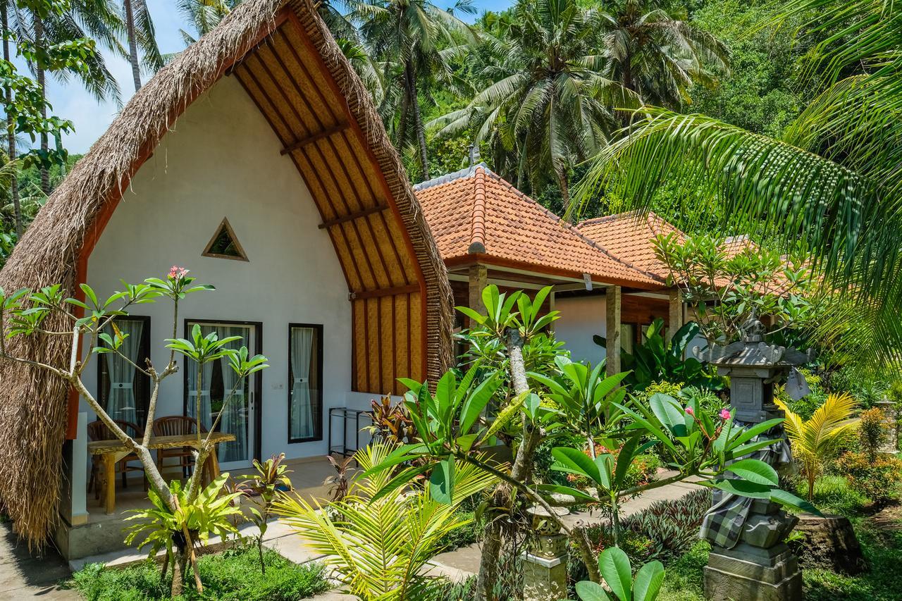 Crystal Bay Bungalows Sakti Exterior photo