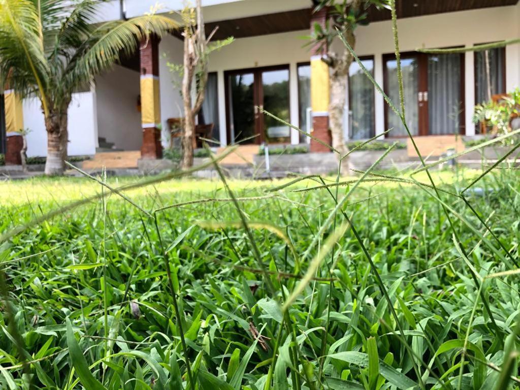 Crystal Bay Bungalows Sakti Exterior photo